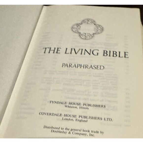 The Living Bible Paraphrased, 1973 Tyndale Hardcover VTG Very Good Condition - Picture 2 of 6